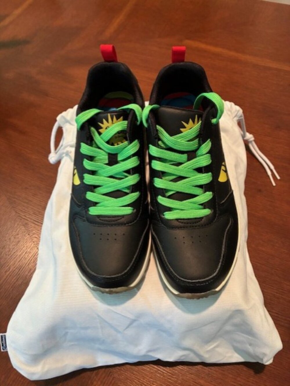Grinch Skechers Size 6.5